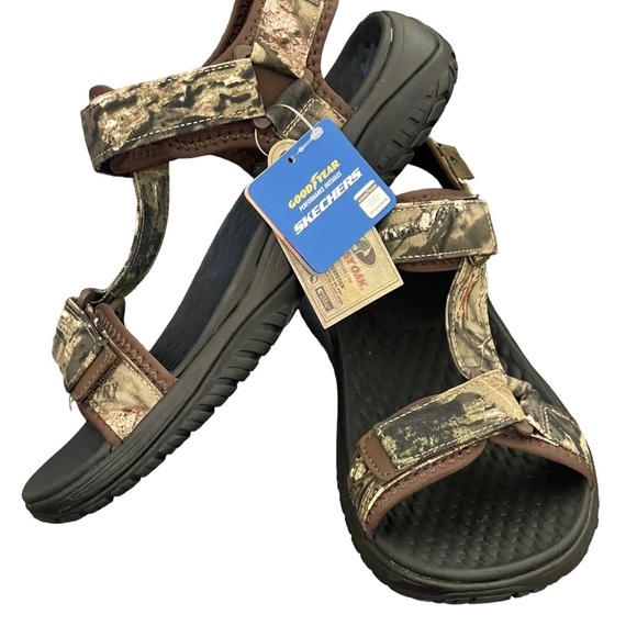 Skechers Other - NEW Skechers Mens Lomell Rip
Tide Sandals Goodyear Soles
Camo #204351 Size:9